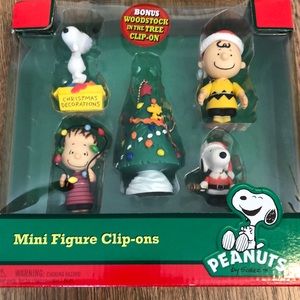 Peanuts Charlie Brown clip-ons Schultz Christmas